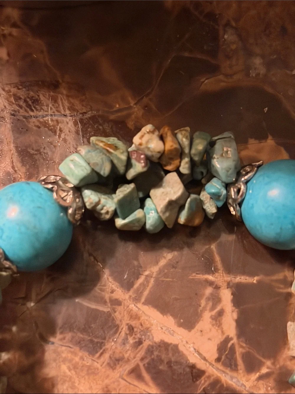 Turquoise chip stretch bracelet